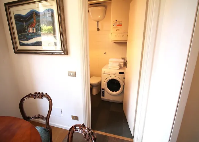 Trevi Fountain 2br *